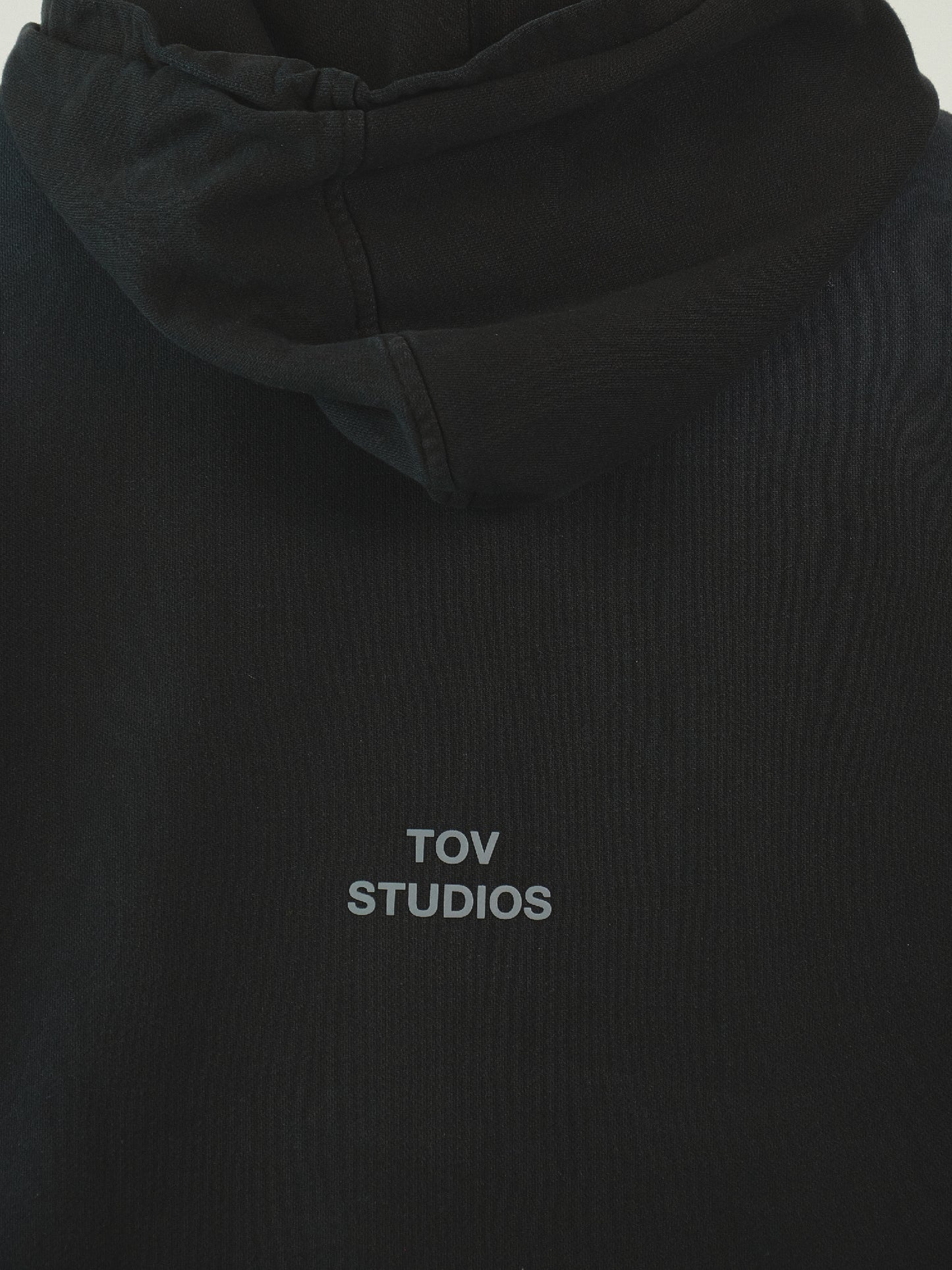 HOODIE DESGASTADO - NEGRO