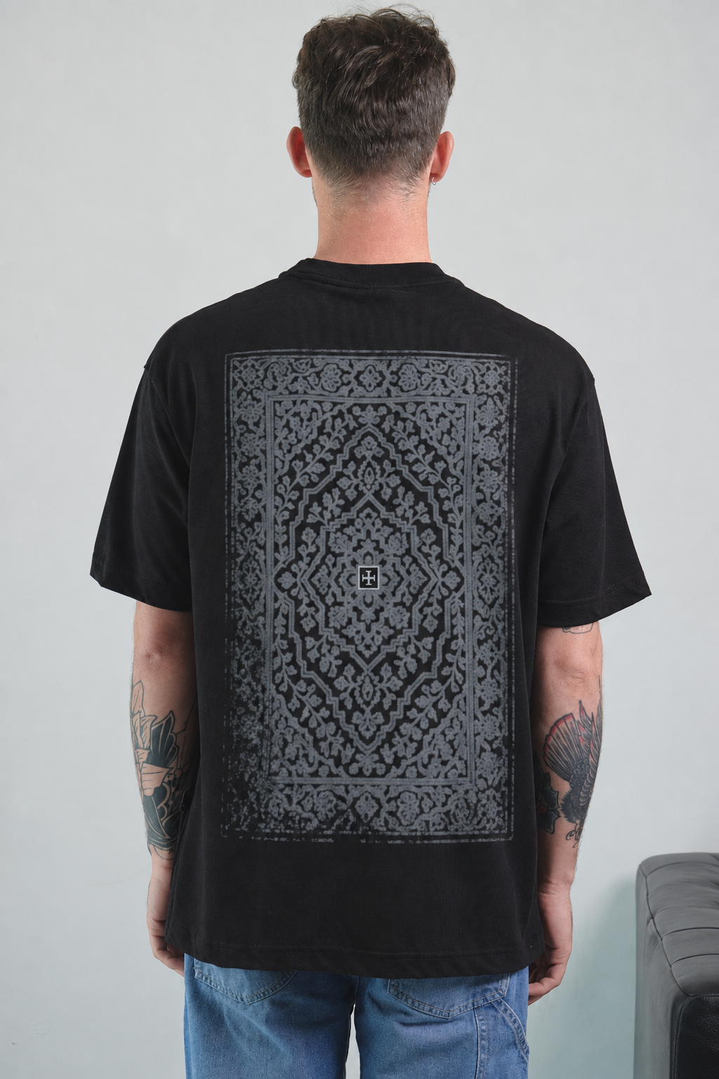 OVERSIZED TOV ESTAMPADA - NEGRO