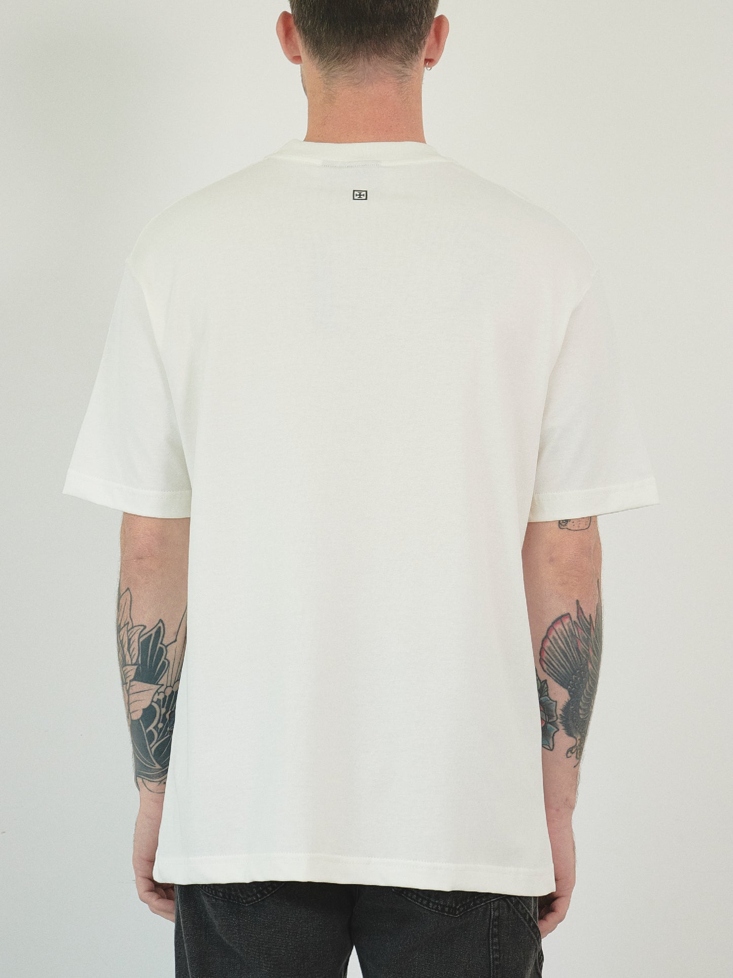 REGULAR FIT TOV - CREMA