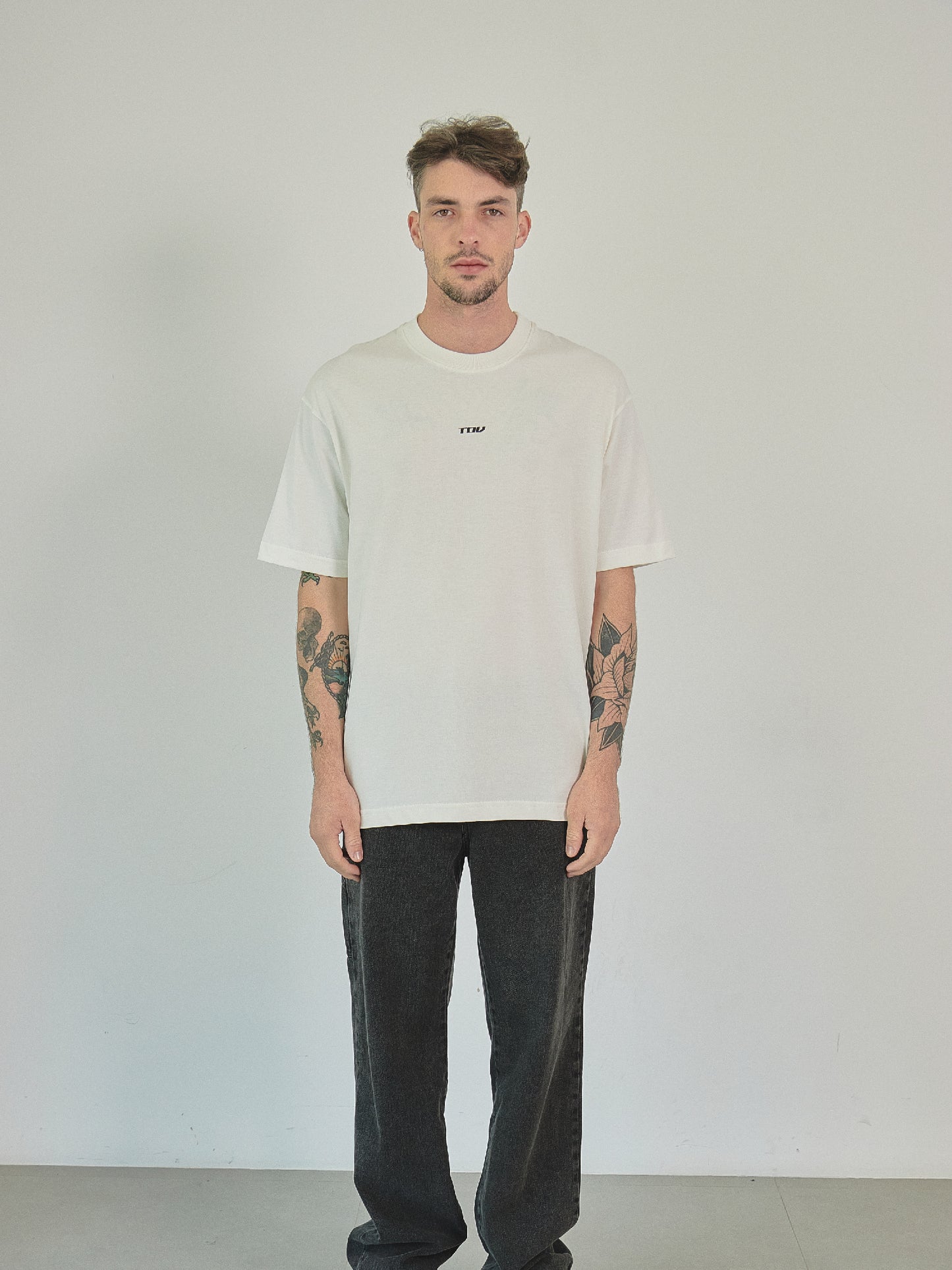 REGULAR FIT TOV - CREMA